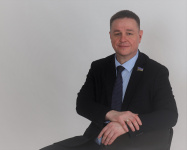 Депутат окружного парламента Андрей Осадчук продолжает майскую благотворительную кампанию